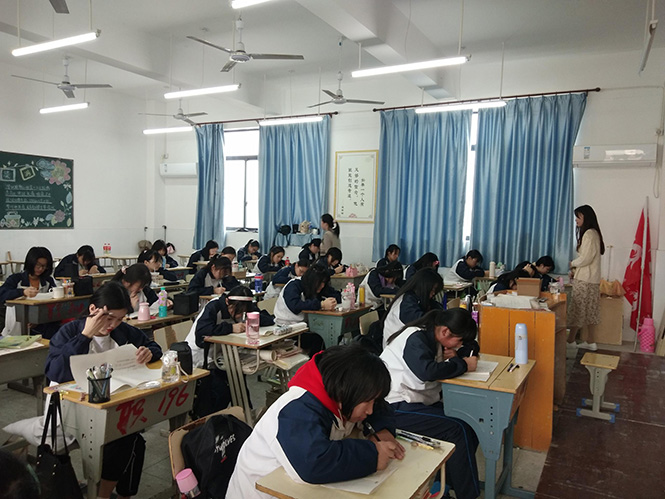 怀宁县中专学校积极开展期中诚信考试教育工作