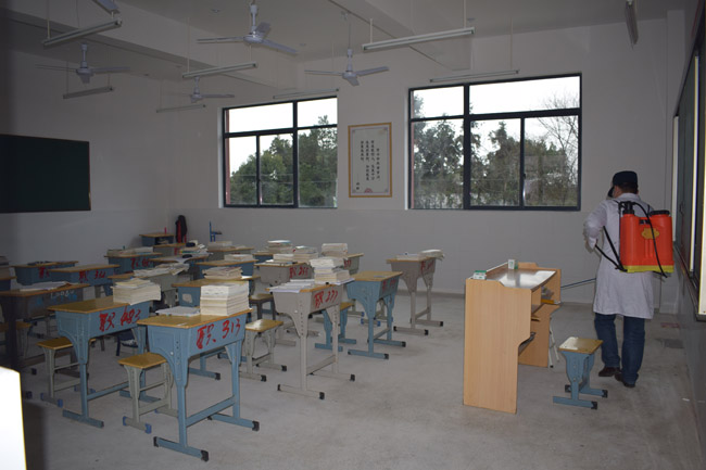 县中专学校多举措防控春季传染病