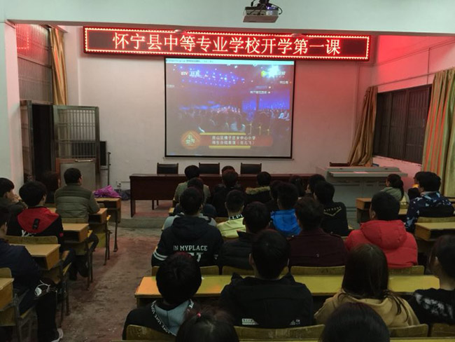 县中专学校多举措防控春季传染病