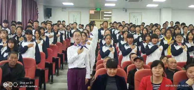 怀宁中专隆重举行特色专业授服仪式