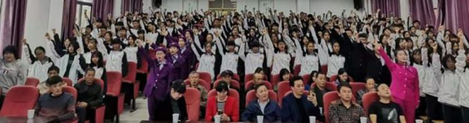 怀宁中专隆重举行特色专业授服仪式