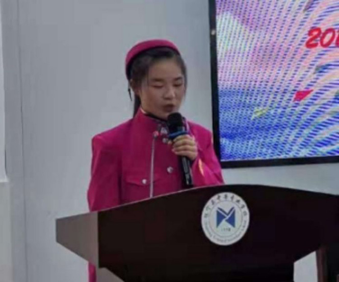 怀宁中专隆重举行特色专业授服仪式