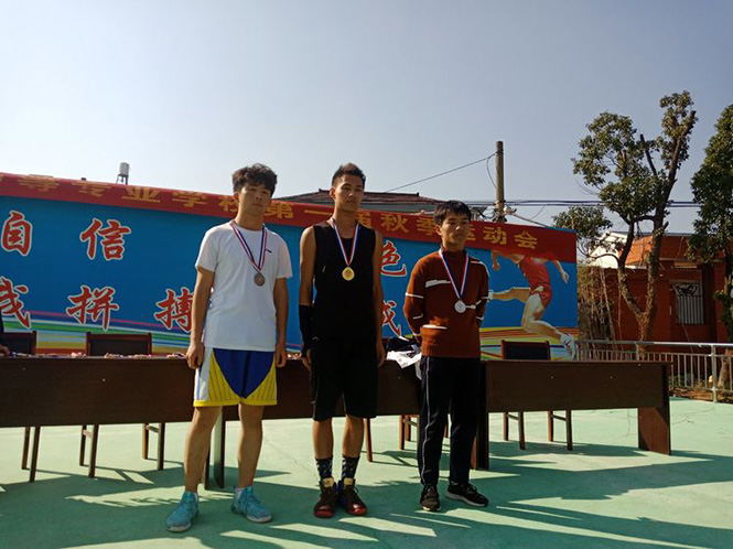 奏响青春赞歌，尽显少年芳华——记怀宁县中专学校第一届田径运动会