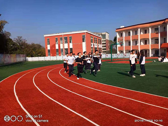 奏响青春赞歌，尽显少年芳华——记怀宁县中专学校第一届田径运动会