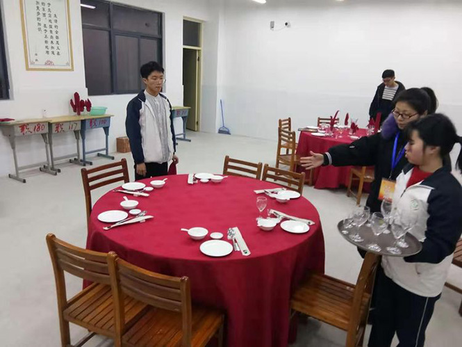 合肥清大中创教育科技有限公司到怀宁县中等专业学校调研