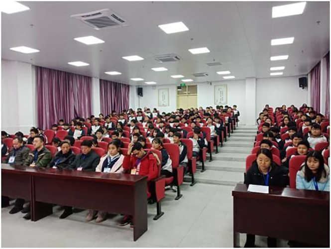 怀宁县中专学校重奖参加市技能大赛获奖师生