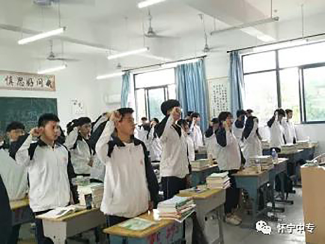 县中专学校普通学子的每一天