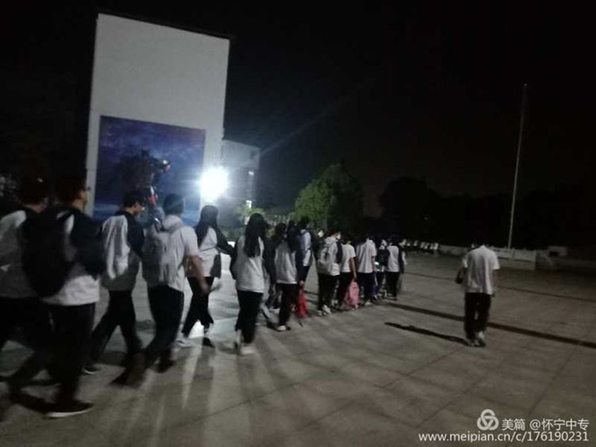 县中专学校普通学子的每一天