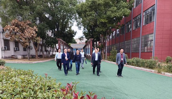 政府搭桥，百亿产值的怀宁纸塑行业协会来怀宁中专共商产教融合