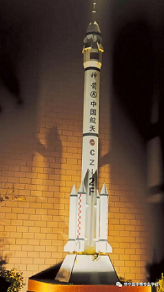 “最美校园，我的家”——校园文化艺术节活动系列（三）摄影比赛