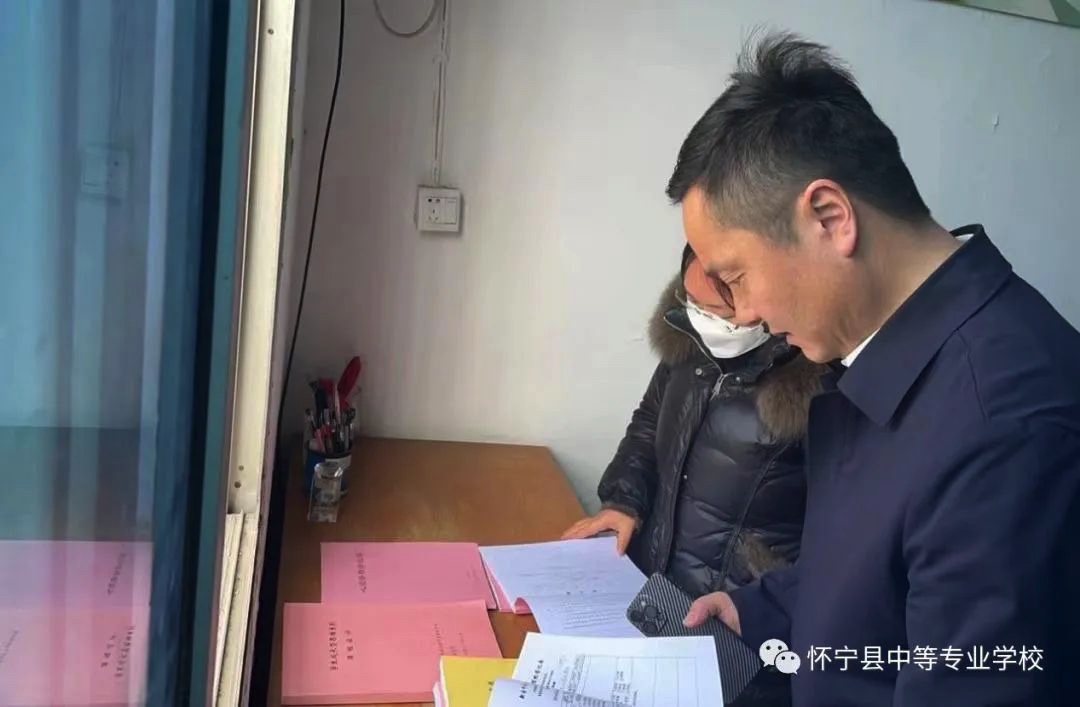 从“心”启航，用“心”呵护——怀宁县中等专业学校开展心理健康咨询室建设学习