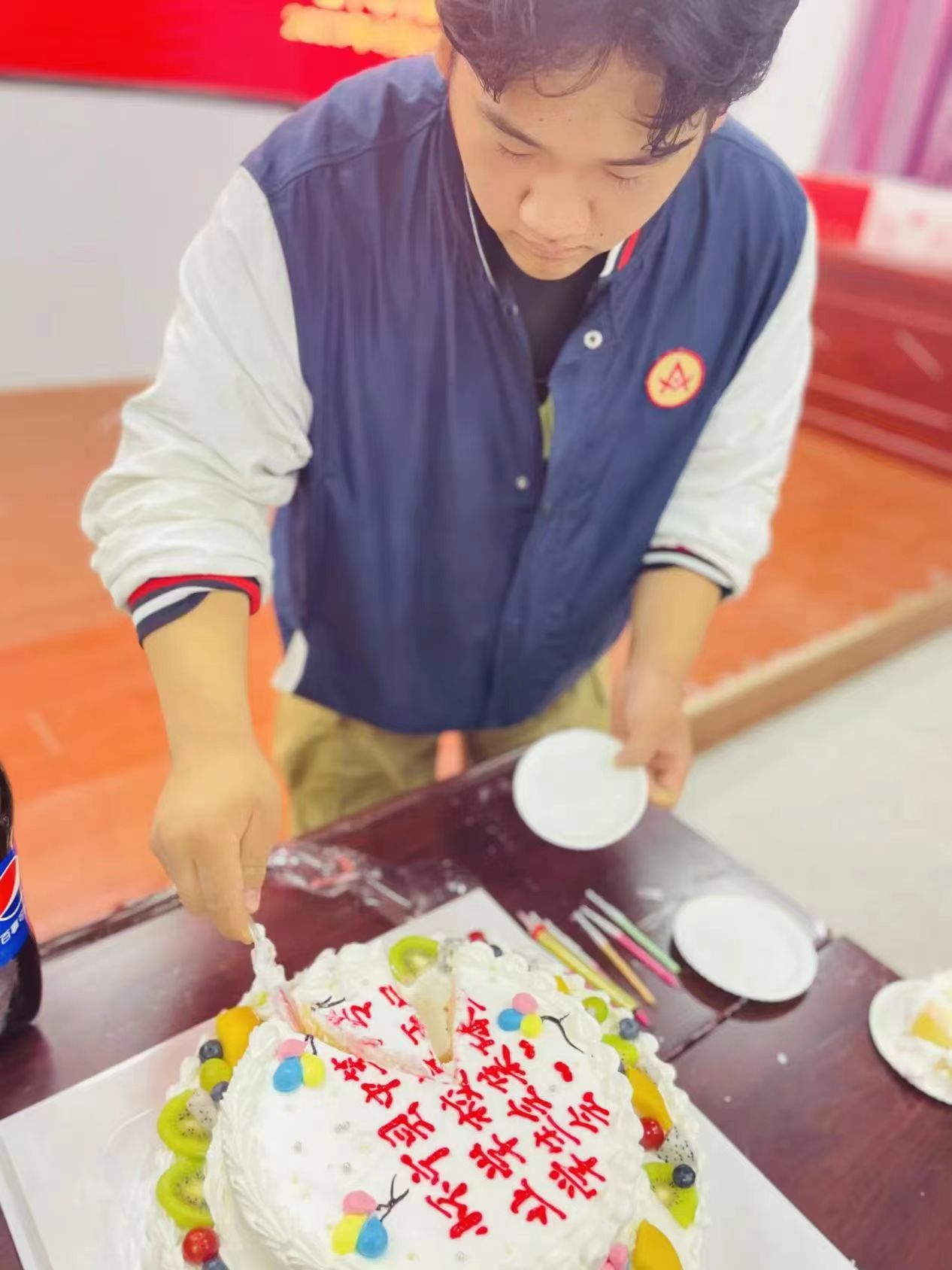 “团”心聚力，共度韶华——怀宁县中等专业学校第五届学生会集体生日会