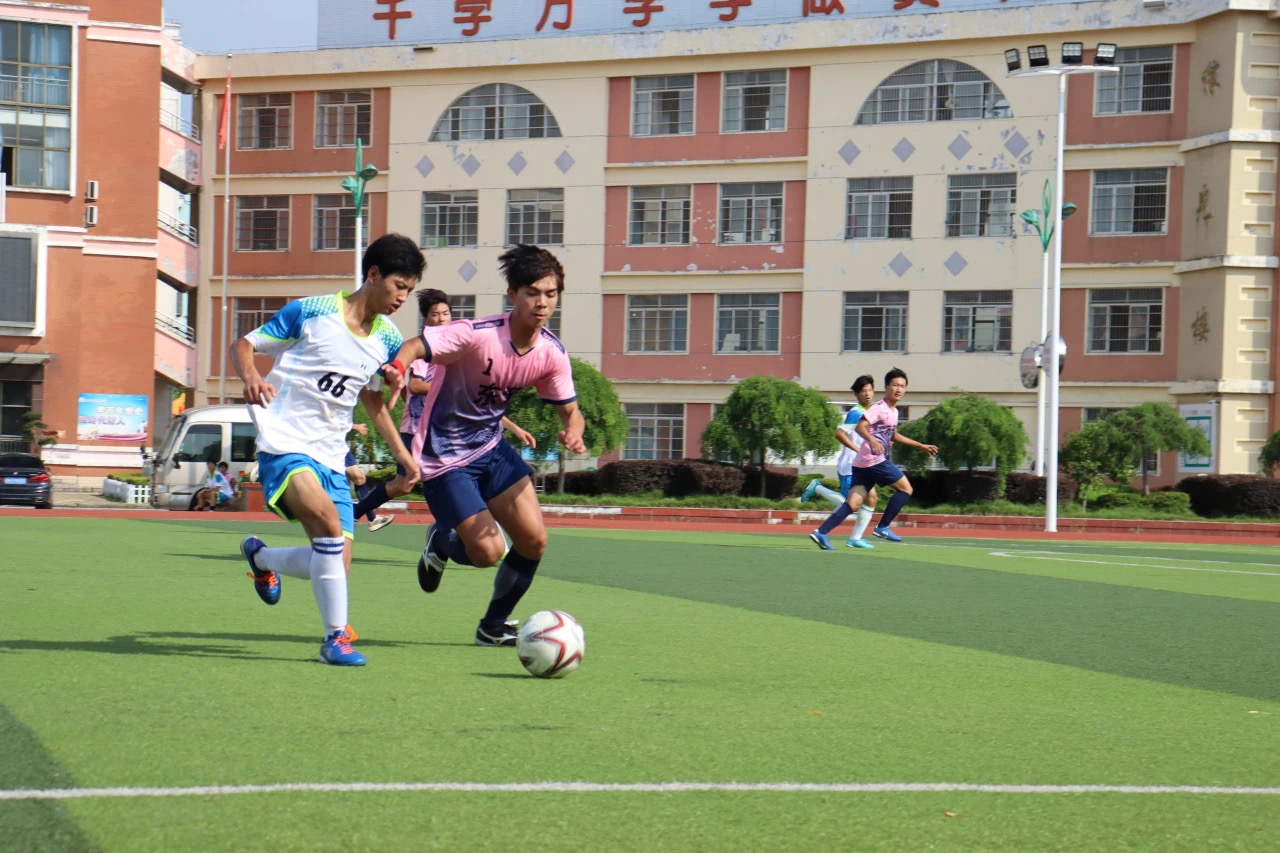 今日要闻 | 3:0成功晋级！怀宁县2023年中小学生足球联赛赛况精彩纷呈