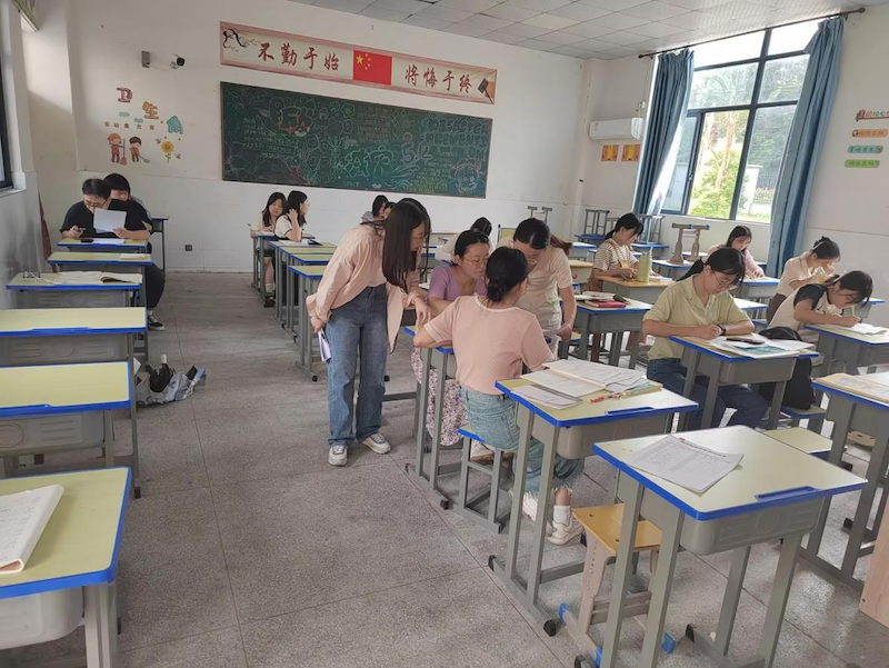 以生为本，以学定教，以教导学，以学评教——怀宁县中等专业学校有序开展教研活动