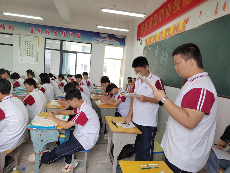 以研促教，打造高效课堂——怀宁县中等专业学校公开课展示活动