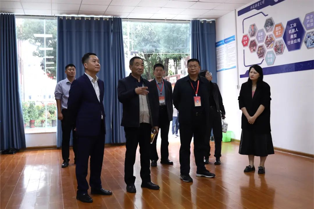 交流互鉴拓思路，共话教育促发展——滁州中航中等职业技术学校领导一行莅临我校交流指导工作