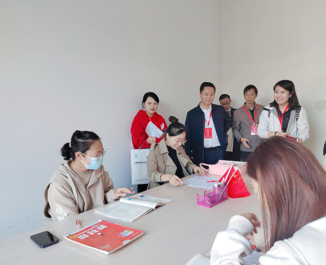 他山之石，可以攻玉——我校组织教师赴石家庄精英中学学习