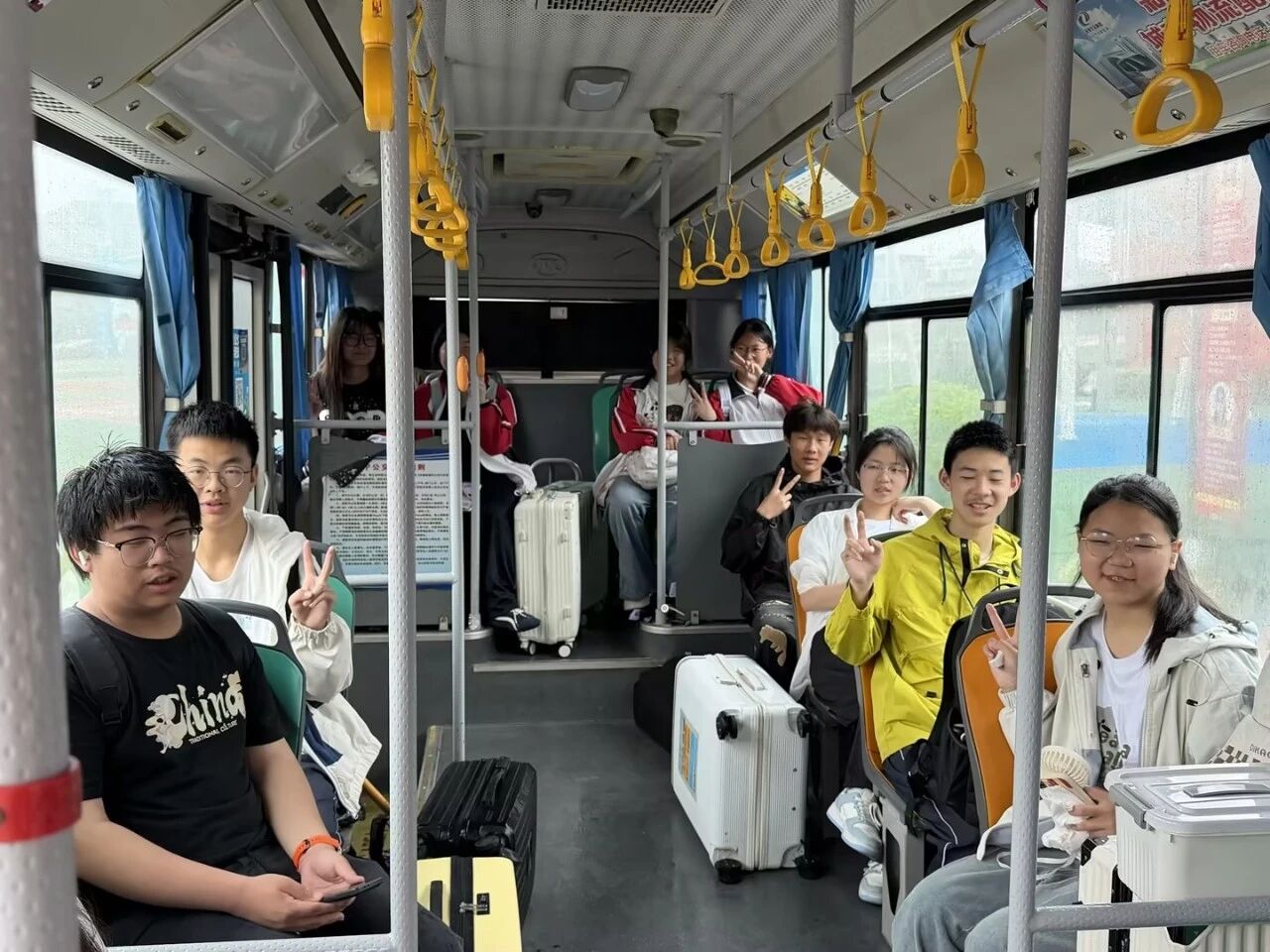 一条专线，联结家校信任与教育温度