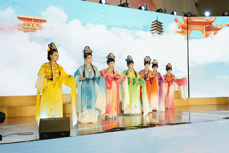 践行初心树实功 赓续诗韵启新程——怀宁中专第五届“火红的六月”诗歌节成功举办